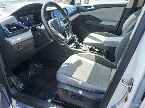 Used 2022 Volkswagen Taos SE image 19