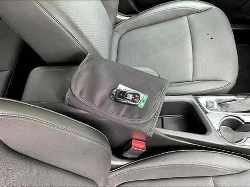 Used 2024 Buick Encore GX Preferred FWD image 10