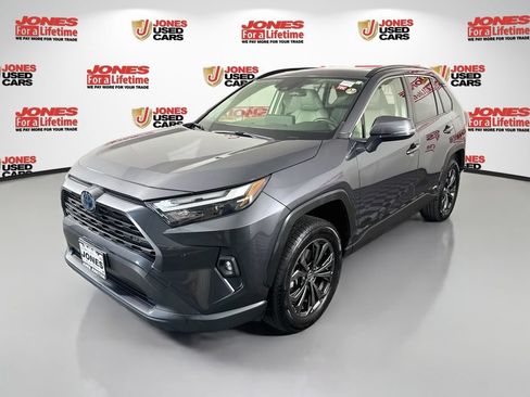 Certified 2023 Toyota RAV4 XLE Premium AWD/4WD image 13