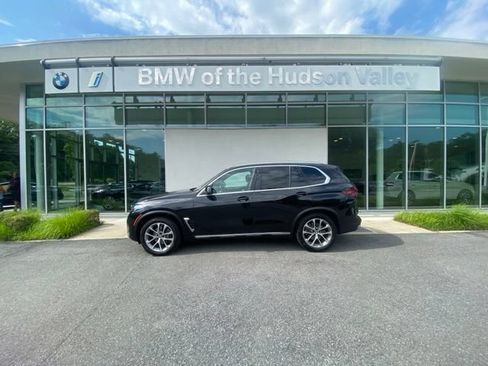 Used 2026 BMW X5 xDrive40i w/ Premium Package AWD/4WD image 1