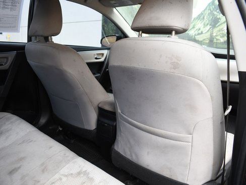 Used 2016 Toyota Corolla LE image 27