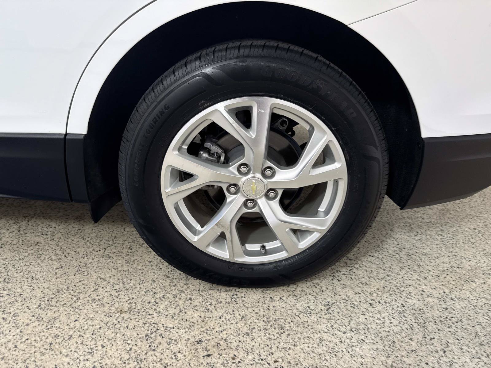 Used 2021 Chevrolet Equinox Premier FWD image 9