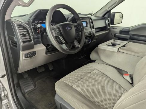 Used 2017 Ford F150 XLT AWD/4WD image 10