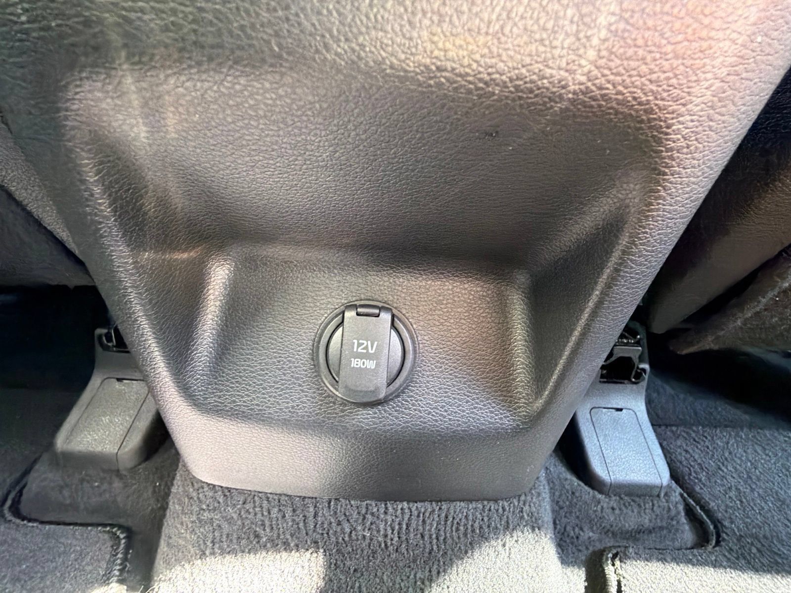 Used 2025 Kia Telluride S AWD/4WD image 12