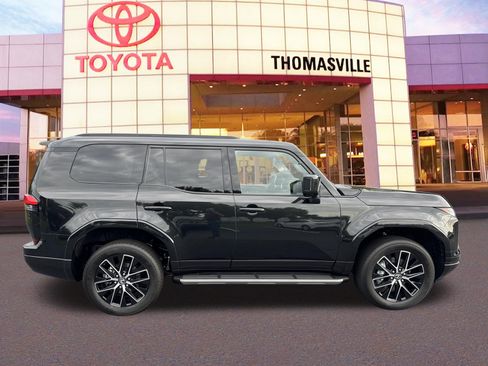 Used 2026 Lexus GX 550 w/ Accessory Package (2T) AWD/4WD image 4