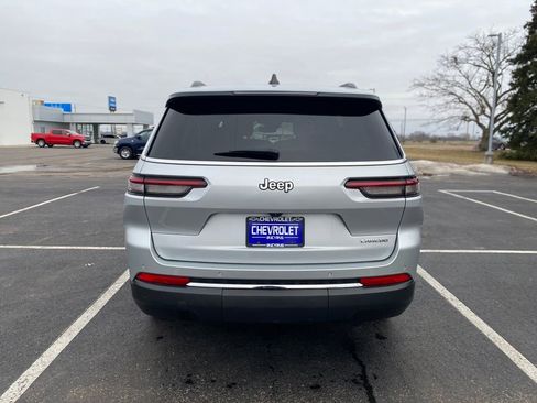 Used 2023 Jeep Grand Cherokee L Laredo image 6