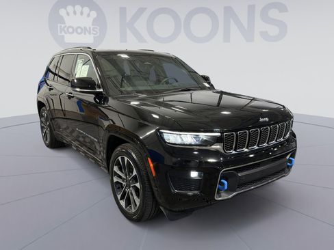 Used 2023 Jeep Grand Cherokee Overland w/ Luxury Tech Group IV image 18