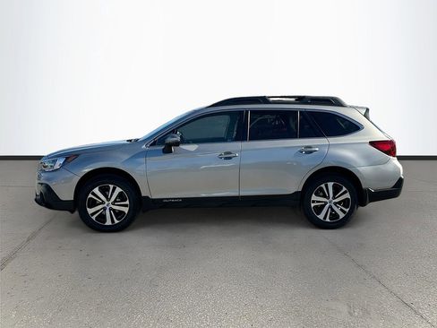 Used 2019 Subaru Outback 2.5i Limited image 4