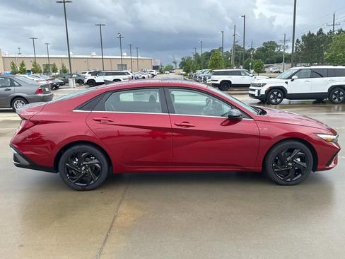 New 2026 Hyundai Elantra SEL Sport Premium w/ Cargo Package FWD image 11
