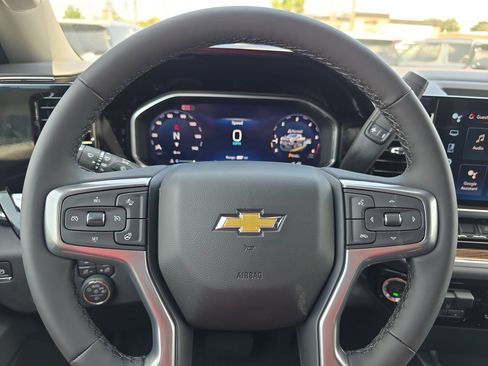 New 2026 Chevrolet Silverado 2500 LT w/ Z71 Chrome Sport Edition AWD/4WD image 18