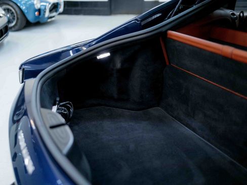 Used 2020 Aston Martin V8 Vantage Coupe image 70