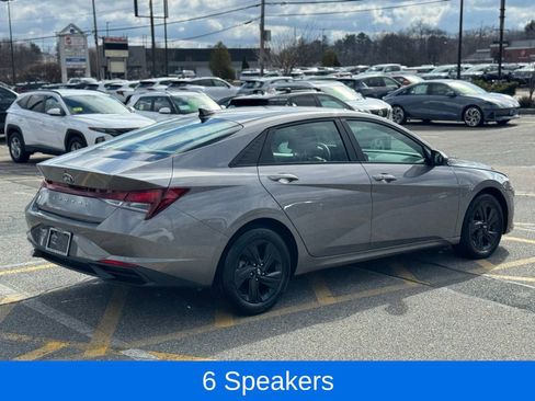 Used 2023 Hyundai Elantra SEL image 6