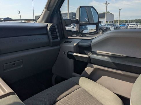 Used 2019 Ford F250 XL w/ XL Value Package AWD/4WD image 15
