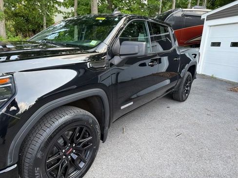 Used 2022 GMC Sierra 1500 Elevation AWD/4WD image 2