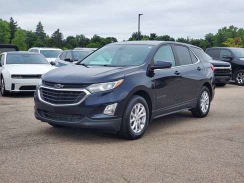 Used 2021 Chevrolet Equinox LT FWD image 2