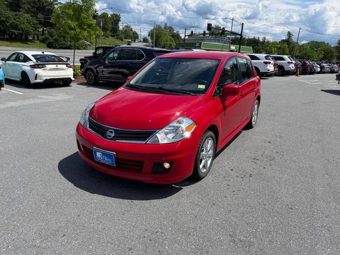 Used 2012 Nissan Versa Hatchback w/ SL Navigation Pkg FWD image 2