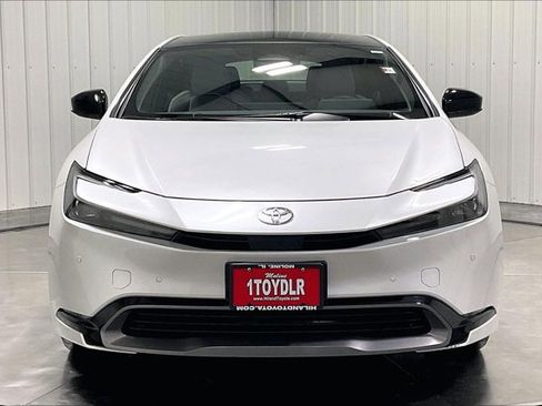 New 2026 Toyota Prius XLE image 15