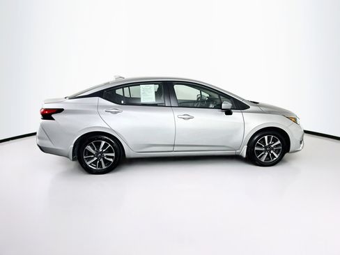 Used 2025 Nissan Versa SV w/ Trunk Package FWD image 10