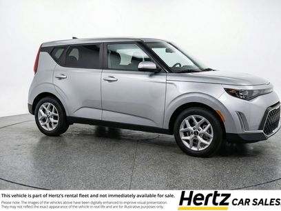 Used 2025 Kia Soul LX w/ LX Technology Package