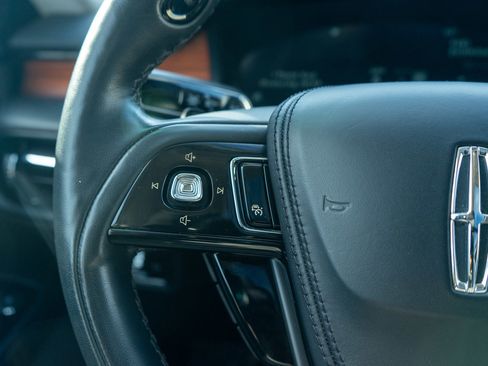 Used 2024 Lincoln Aviator Reserve image 23