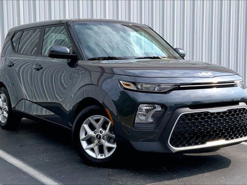 Used 2022 Kia Soul LX w/ Technology Package FWD image 31
