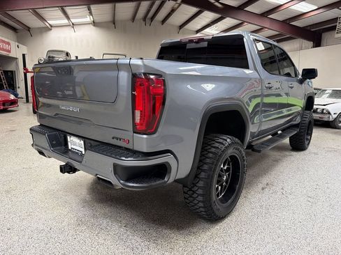 Used 2020 GMC Sierra 1500 AT4 w/ AT4 Premium Package AWD/4WD image 7