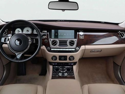 Used 2016 Rolls-Royce Wraith RWD image 6