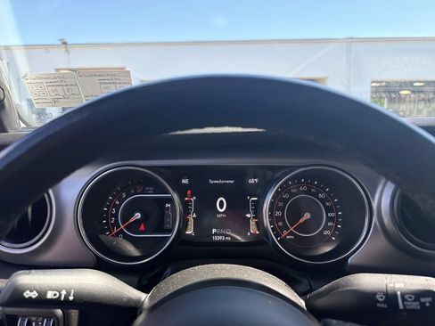 Used 2022 Jeep Gladiator Sport AWD/4WD image 22