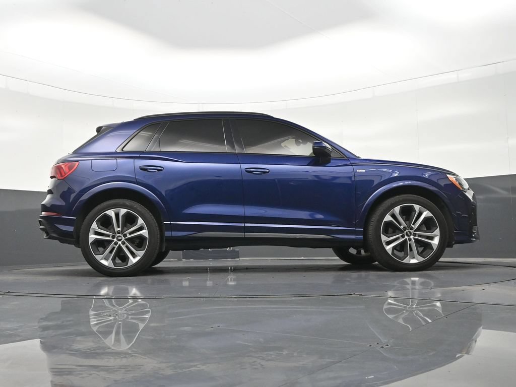 Used 2021 Audi Q3 2.0T Premium w/ Convenience Package AWD/4WD image 28