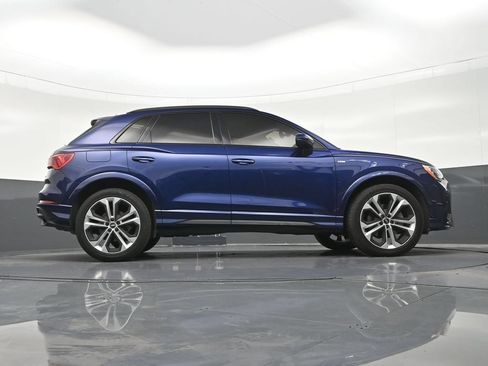 Used 2021 Audi Q3 2.0T Premium w/ Convenience Package AWD/4WD image 28
