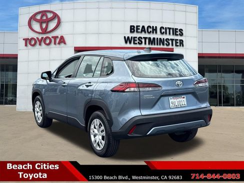 Certified 2026 Toyota Corolla Cross L FWD image 8