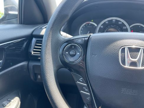Used 2016 Honda Accord LX image 15
