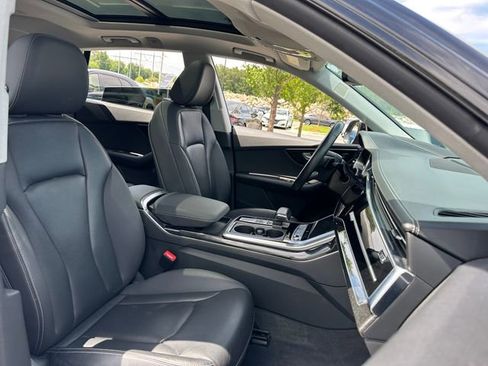 Used 2019 Audi Q8 Prestige w/ Year 1 Package AWD/4WD image 34