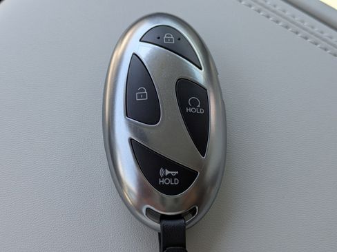 New 2026 Hyundai Santa Fe SE image 31