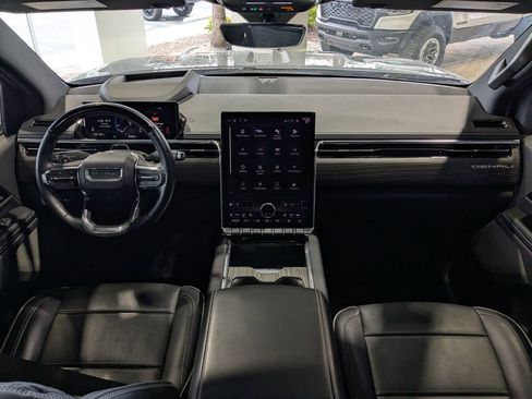 Used 2024 GMC Sierra EV Denali image 14