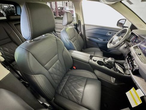 New 2026 Nissan Rogue Platinum w/ Platinum Premium Package image 29