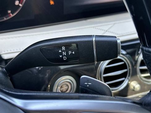 Used 2019 Mercedes-Benz S 560 4MATIC Sedan image 24