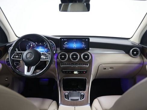 Used 2022 Mercedes-Benz GLC 300 4MATIC image 38