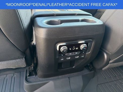 Used 2024 GMC Yukon XL Denali AWD/4WD image 25
