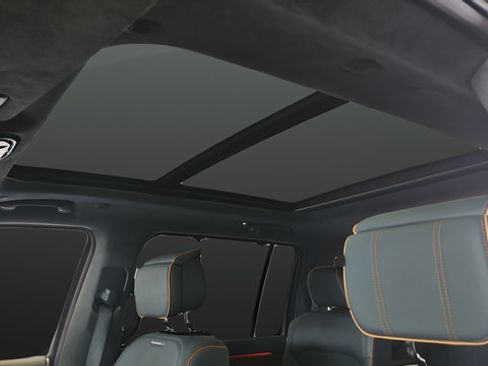 Used 2022 Jeep Grand Wagoneer Series II AWD/4WD image 12