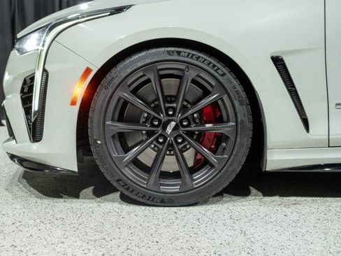 Used 2022 Cadillac CT4 V Blackwing w/ Driver Assist Package RWD image 6