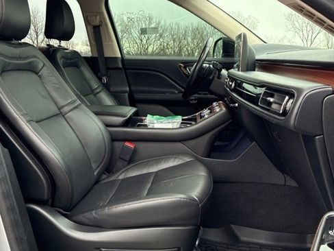 Used 2023 Lincoln Aviator Grand Touring w/ Equipment Group 301A image 7