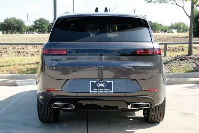 New 2026 Land Rover Range Rover Sport Dynamic SE AWD/4WD image 10