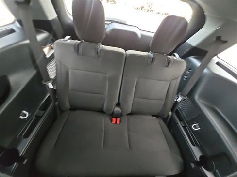 Certified 2023 Ford Explorer XLT image 16