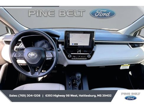 Used 2026 Toyota Corolla Cross L FWD image 14