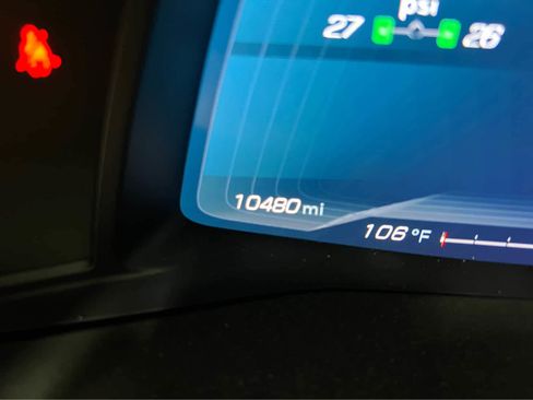 Used 2022 Chevrolet Corvette Stingray Premium Cpe w/ Engine Appearance Package image 30