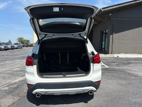 Used 2021 BMW X1 xDrive28i w/ Convenience Package AWD/4WD image 10