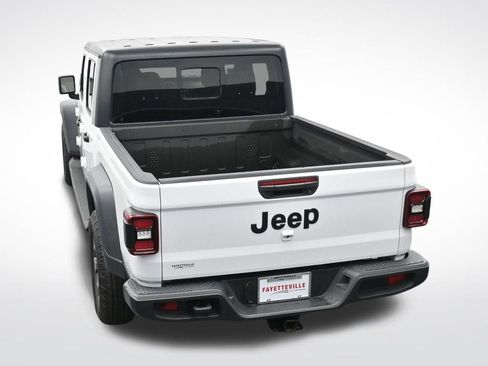 Used 2020 Jeep Gladiator Sport w/ Quick Order Package 24S AWD/4WD image 27