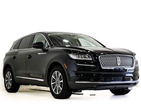 Used 2023 Lincoln Nautilus Reserve w/ Class II Trailer Tow Package AWD/4WD image 1