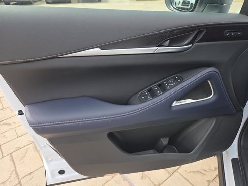 New 2026 INFINITI QX60 Sport image 5